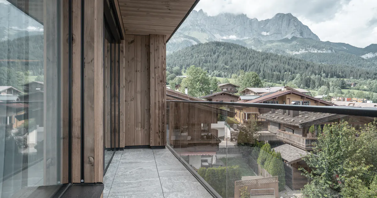 Transparent Elegance At Tyrol’s “Kaiserjuwel” All-Suite Hotel
